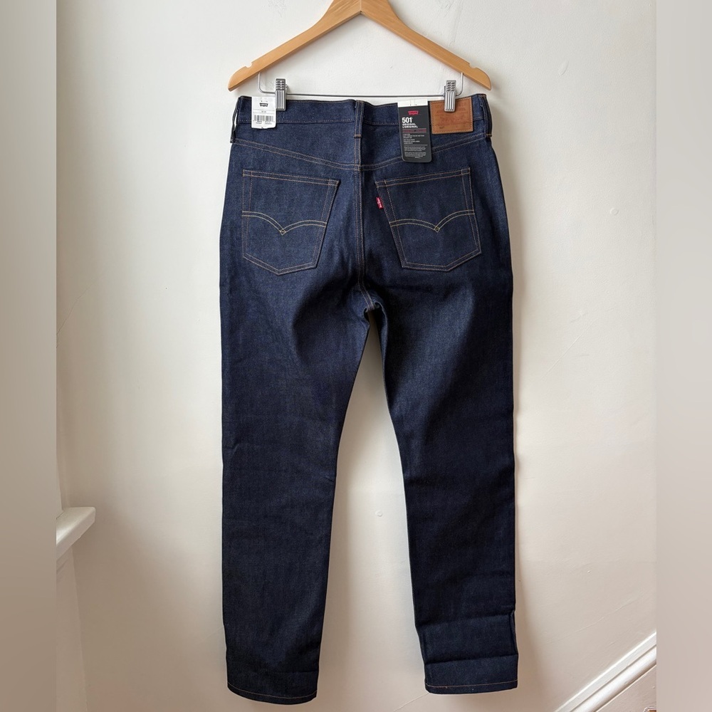NWT Levis's 501® Selvedge Dark Wash Jeans - Picture 4 of 15